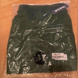 NEW! Winner's Circle Skater Skirt, 1x , green